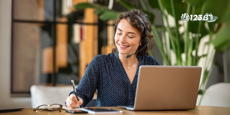 Dịch vụ hỗ trợ khách hàng của nhà cái 123B